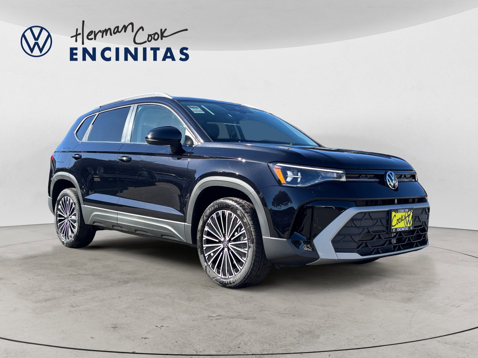 2025 Volkswagen Taos SE photo 7
