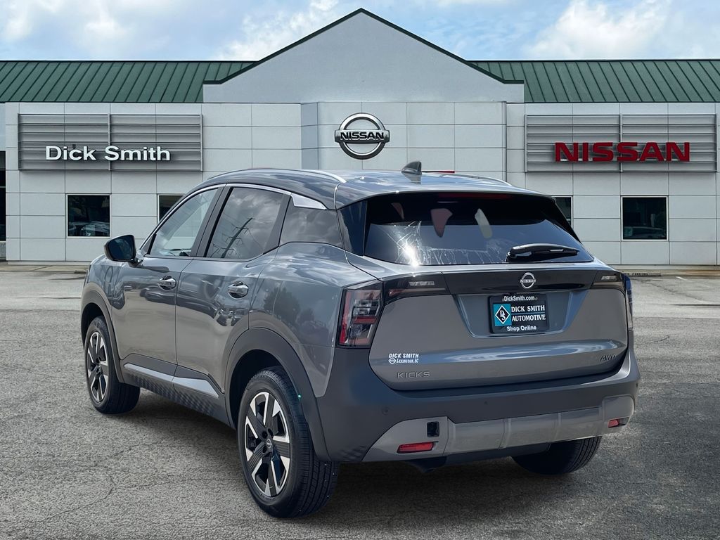 2025 Nissan Kicks SV photo 4