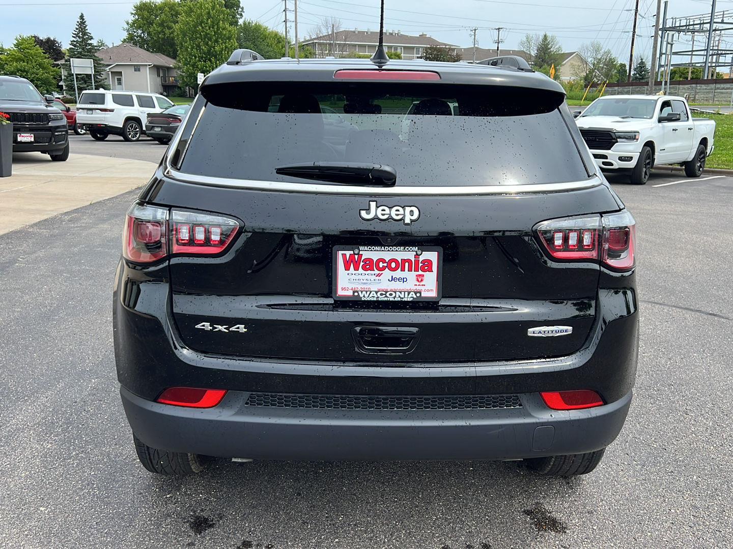 2025 Jeep Compass Latitude photo 5