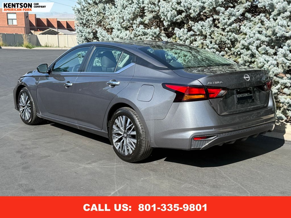 2024 Nissan Altima 2.5 SV photo 6