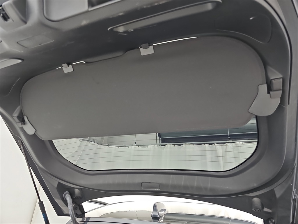 2022 Honda Civic EX-L Hatchback photo 17