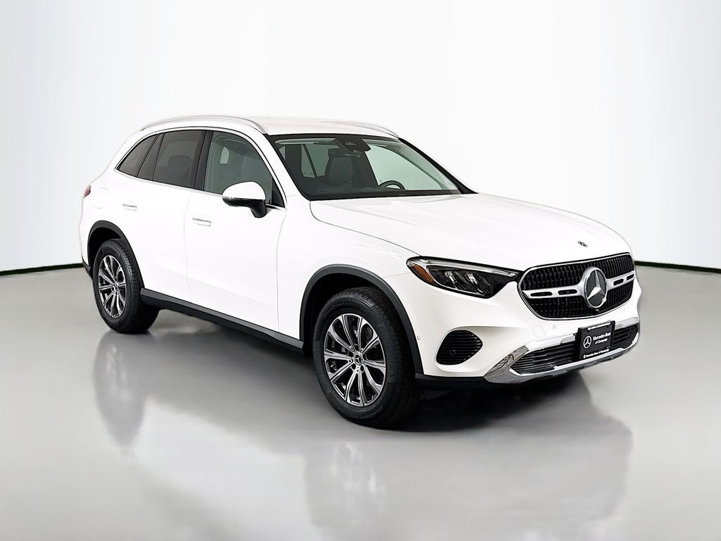 2024 Mercedes-Benz GLC GLC 300's photo
