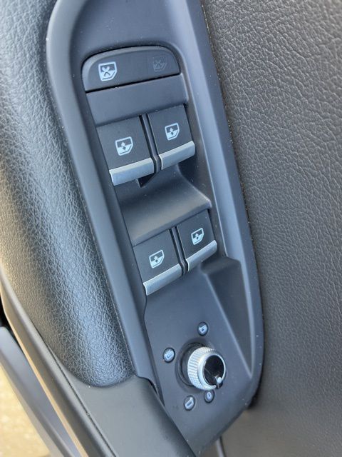2018 Audi Q5 2.0T Premium photo 14