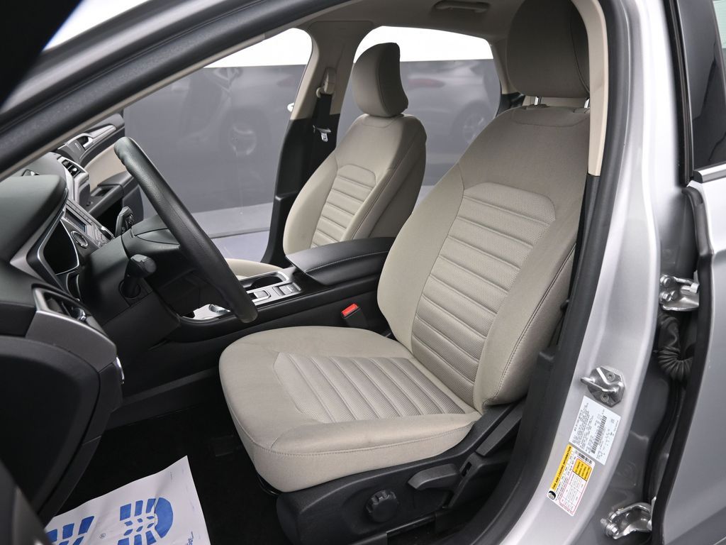 2018 Ford Fusion Hybrid S photo 36