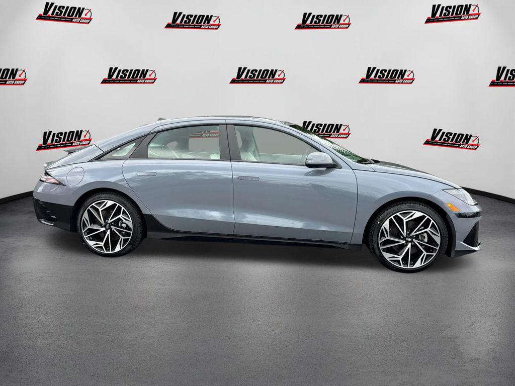 2025 Hyundai Ioniq 6 SEL photo 4