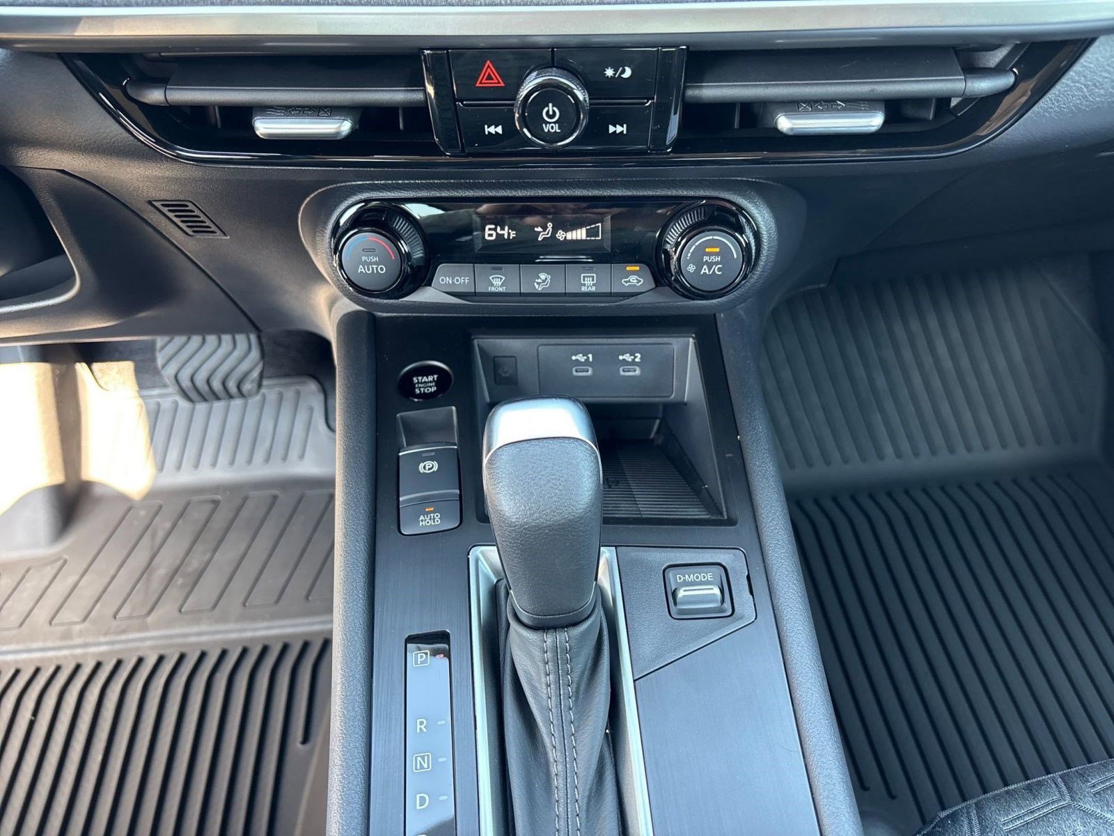 2026 Nissan Kicks SV photo 19