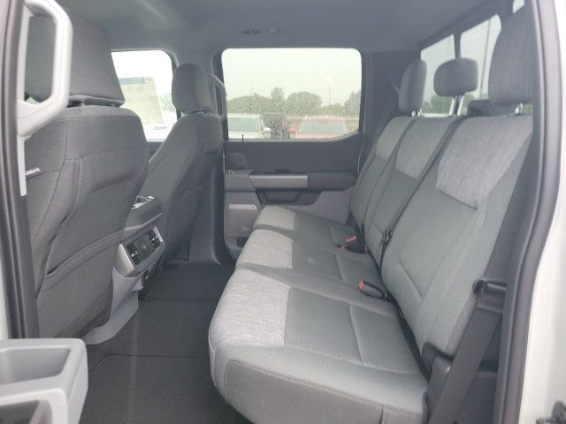 2026 Ford F-250 photo 17