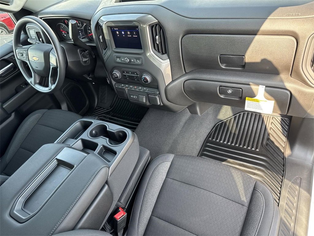 2026 Chevrolet Silverado 1500 Custom photo 30