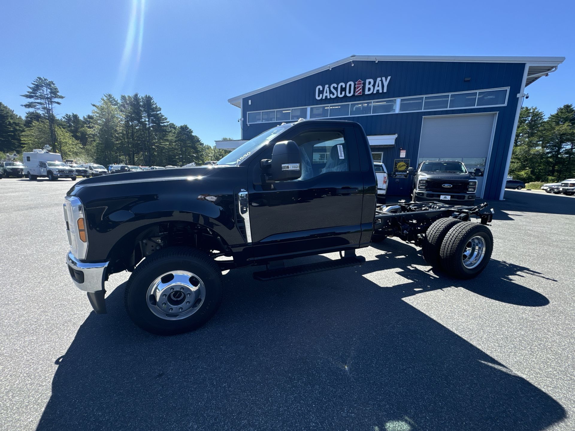 2026 Ford F-350 Super Duty Chassis Cab XL's photo