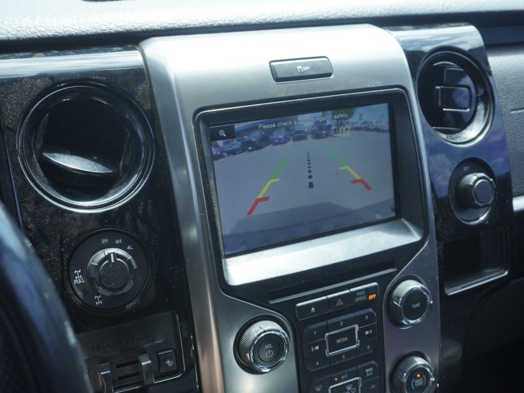 2013 Ford F-150 SVT Raptor photo 13