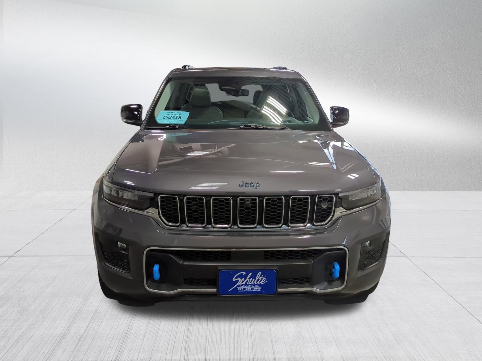 2022 Jeep Cherokee 4xe Overland photo 2