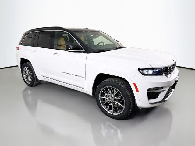 2025 Jeep Grand Cherokee Summit's photo