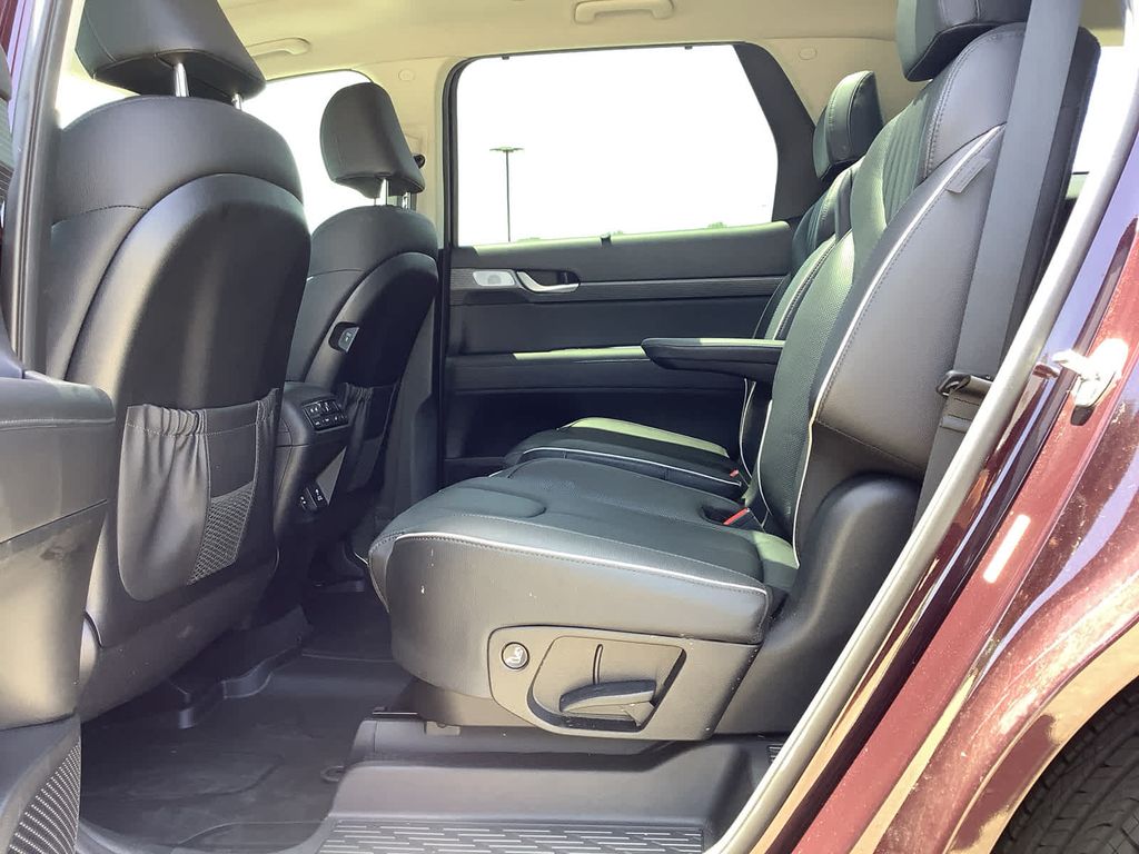 2024 Hyundai Palisade Limited photo 28