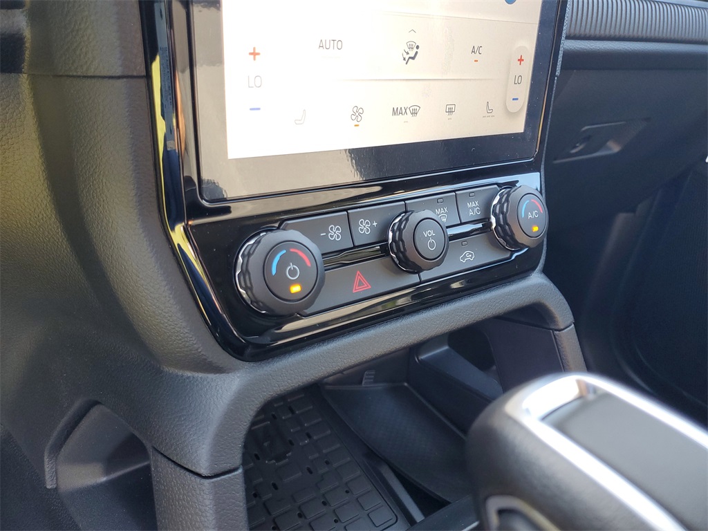 2025 Ford Ranger XLT photo 16