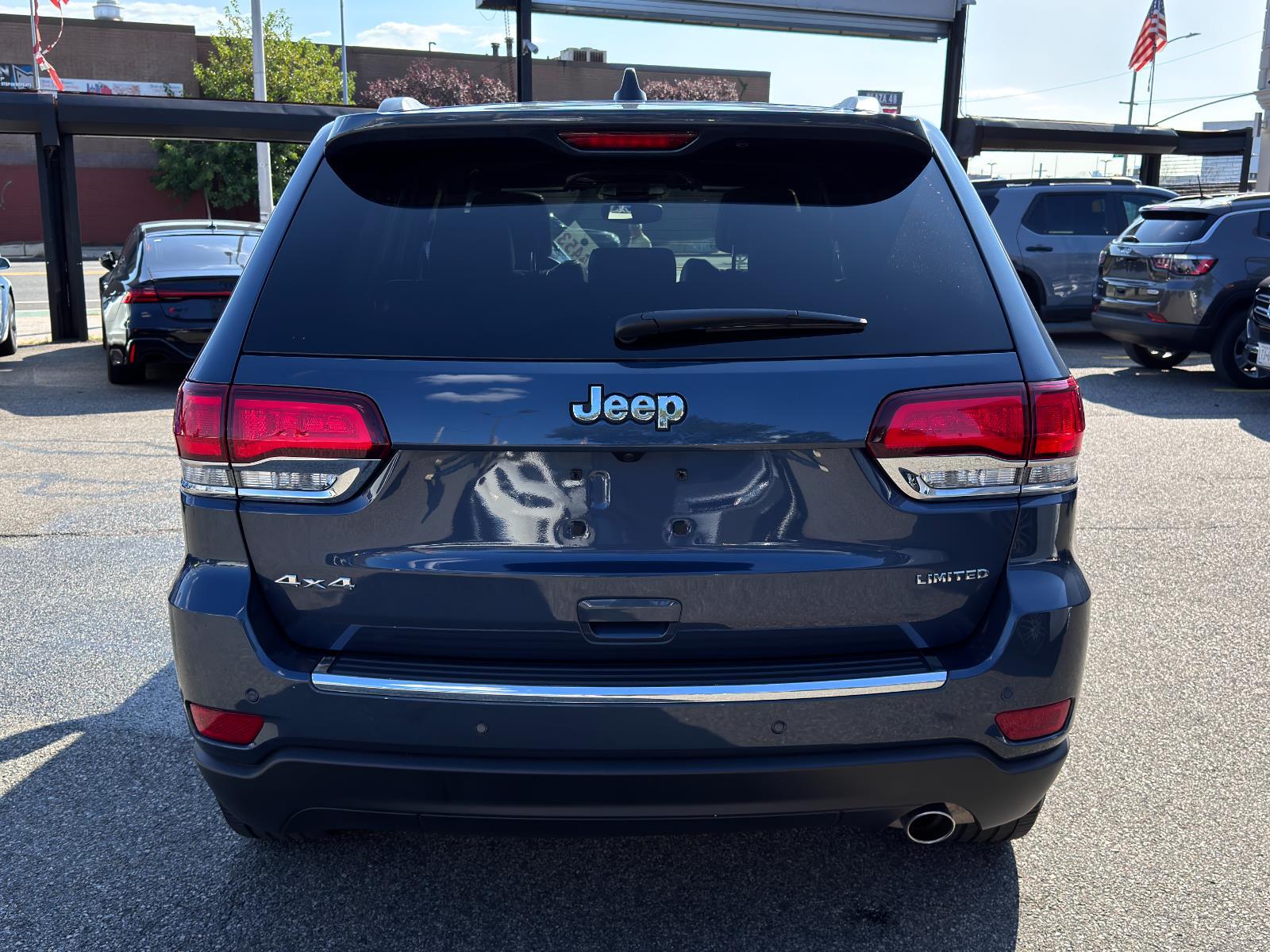 2021 Jeep Grand Cherokee Limited photo 4