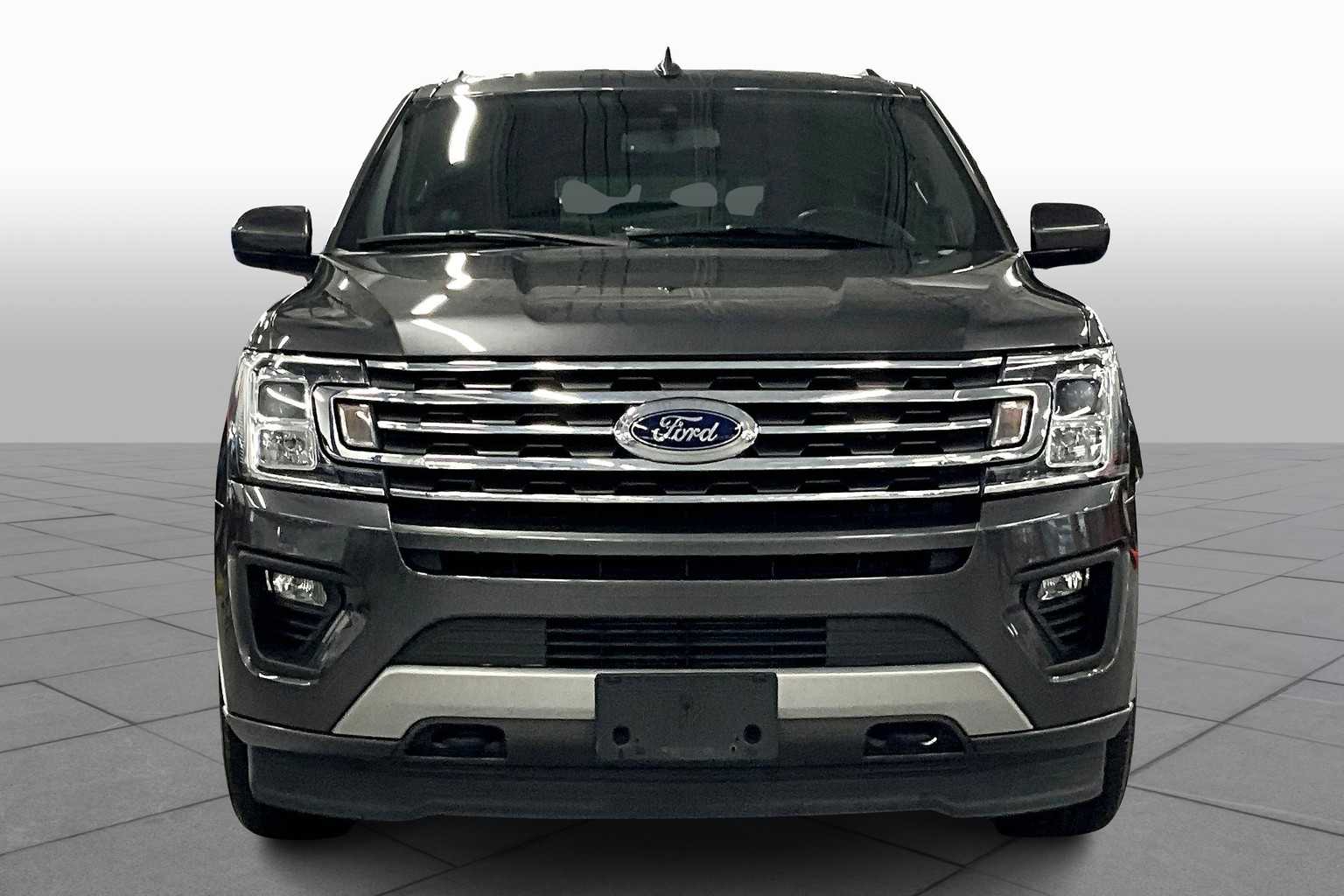 2021 Ford Expedition MAX XLT photo 3
