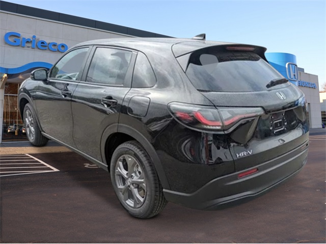 2026 Honda HR-V LX photo 3