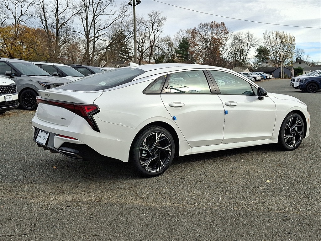 2026 Kia K5 GT-Line photo 4