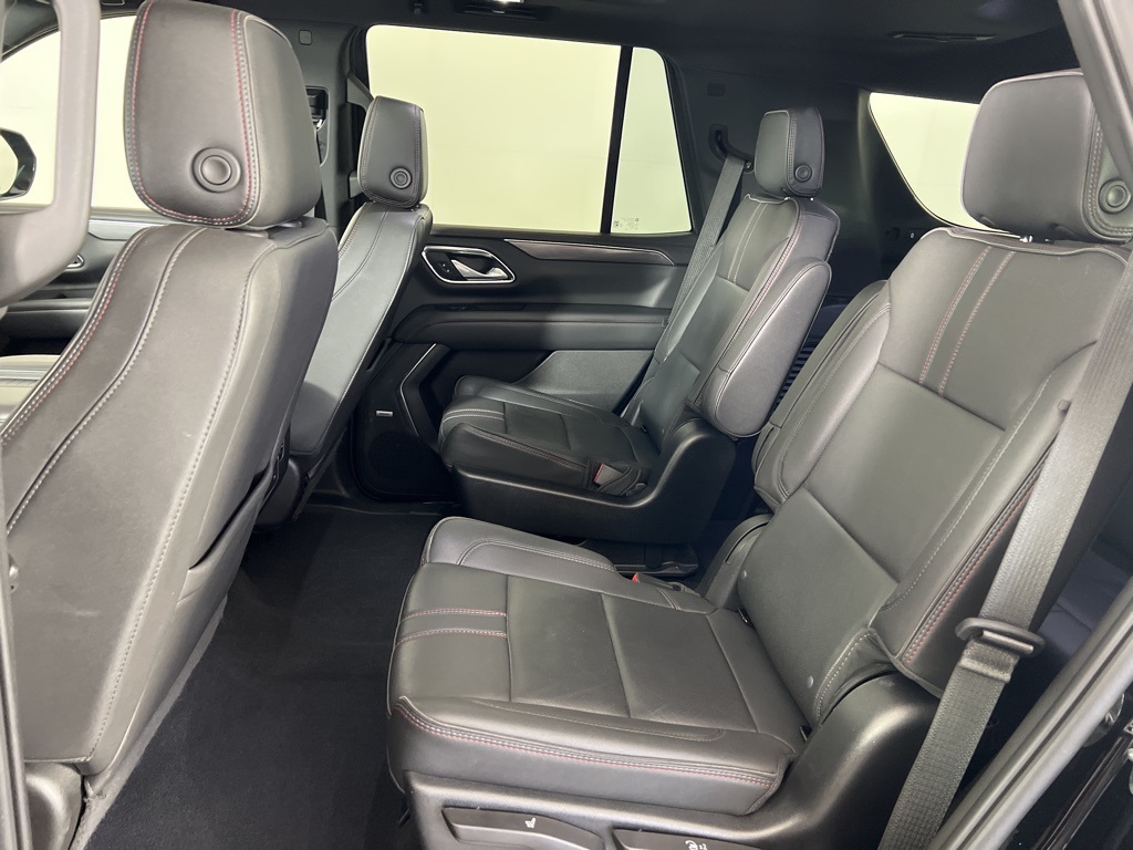 2022 Chevrolet Tahoe RST photo 3