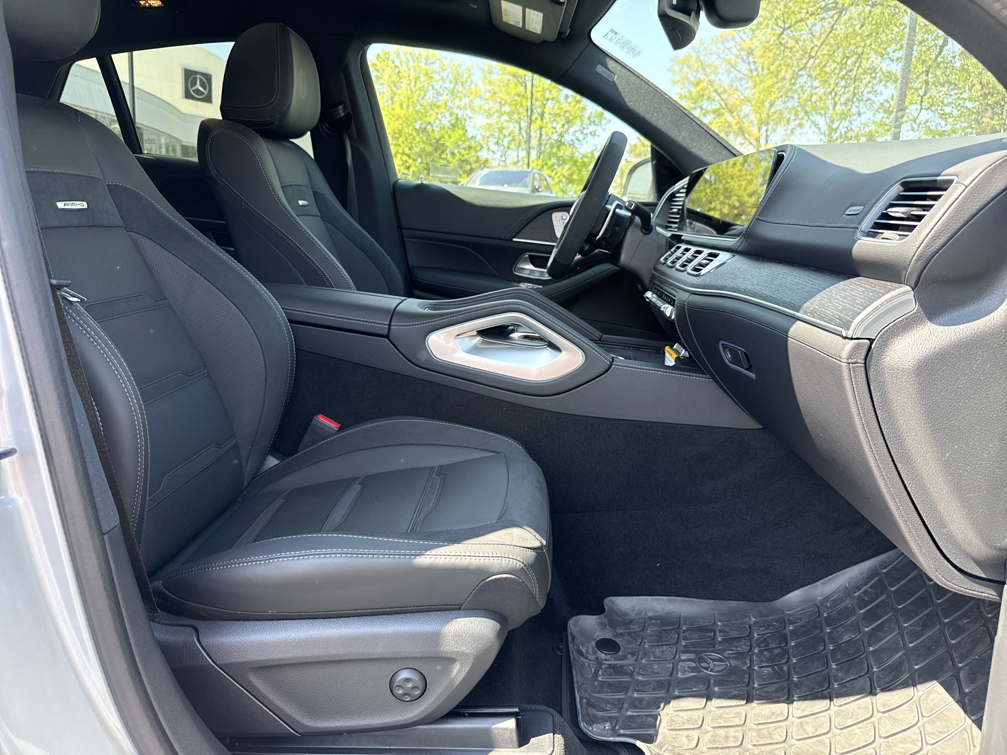 2025 Mercedes Benz GLE 53 AMG photo 19