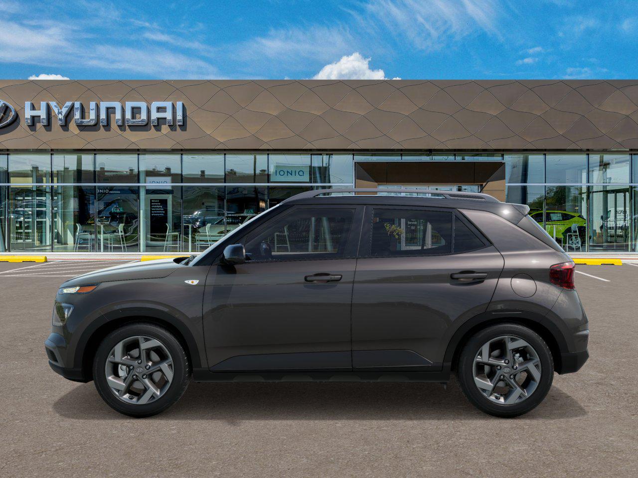 2025 Hyundai Venue Limited photo 3