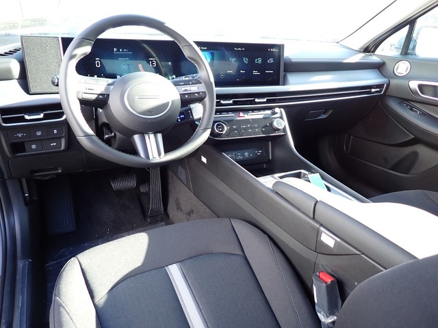 2025 Hyundai Sonata Hybrid SEL photo 13