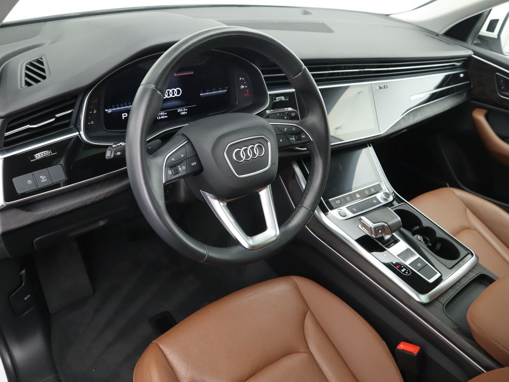 2022 Audi Q8 55 Premium Plus photo 9
