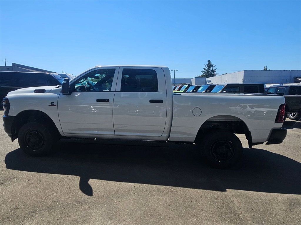 2025 Ram 2500 Tradesman photo 4