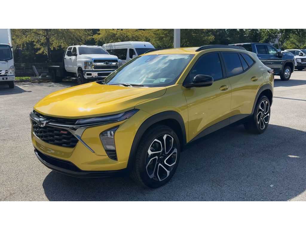 2025 Chevrolet Trax photo 4