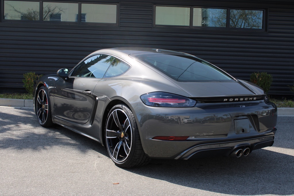 New 2024 Agate Grey Metallic Porsche S image 3