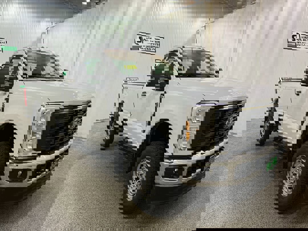 2025 Ford F-250 Super Duty XL's photo