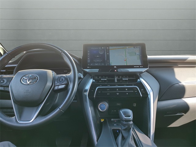 2022 Toyota Venza XLE photo 27