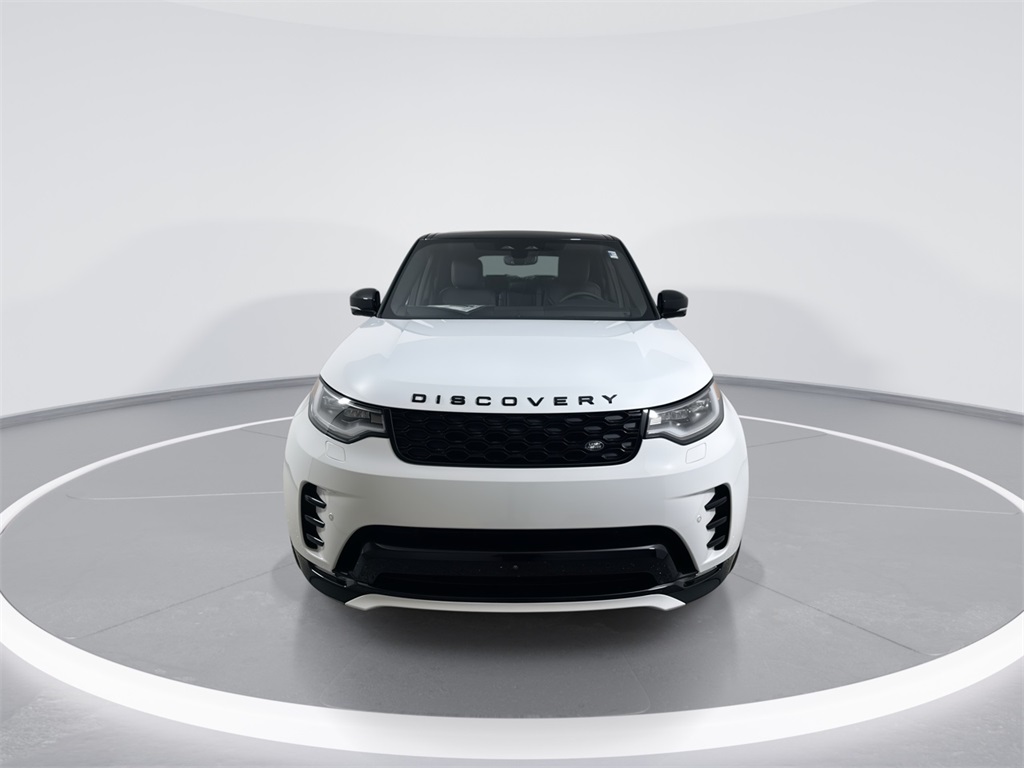2025 Land Rover Discovery SE photo 3