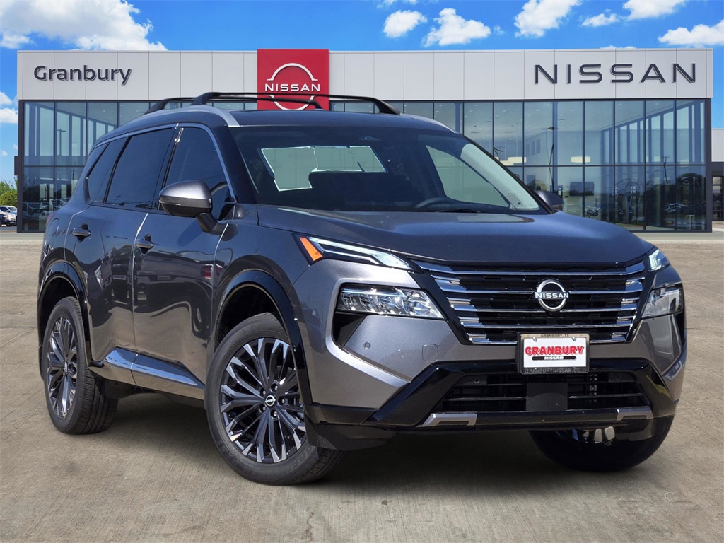 2026 Nissan Rogue Platinum's photo