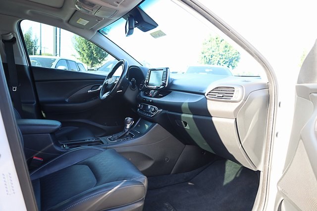 2018 Hyundai Elantra GT Base photo 24