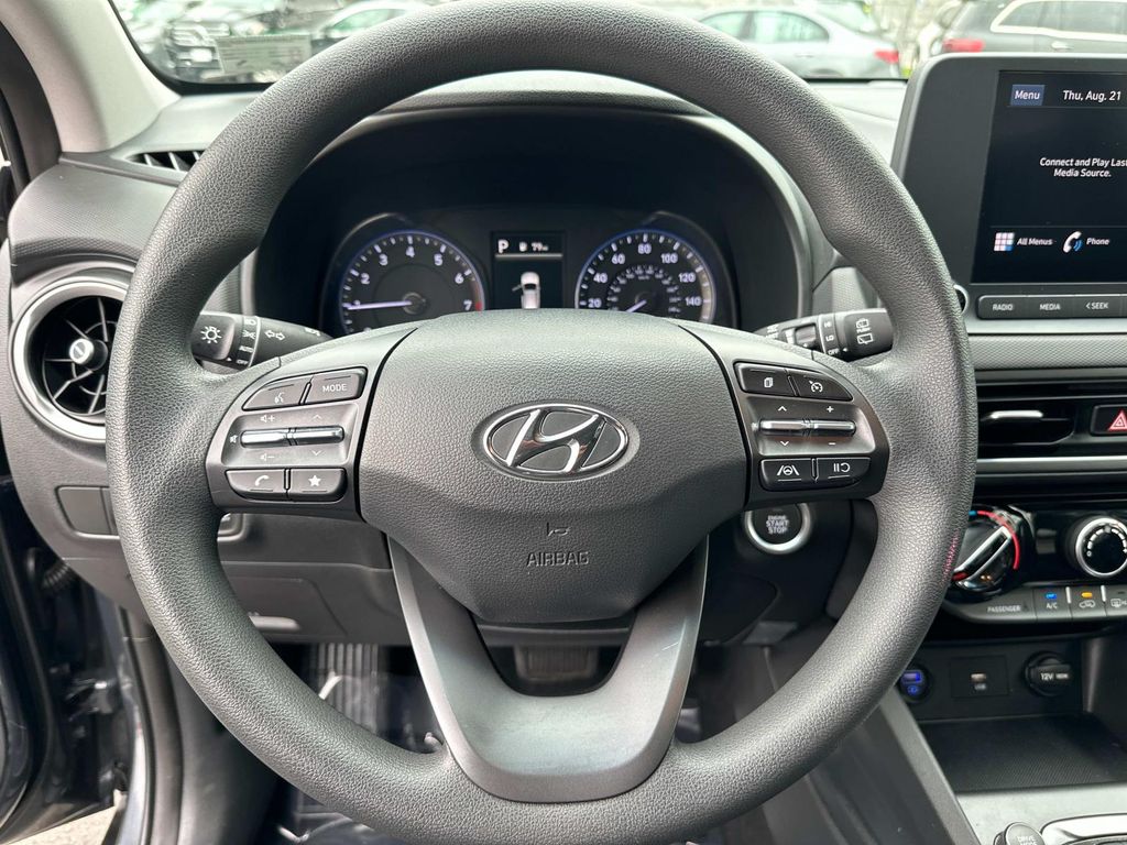 2023 Hyundai Kona SEL photo 44