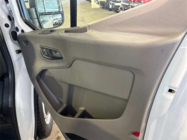 2025 Ford Transit Cargo Van photo 11