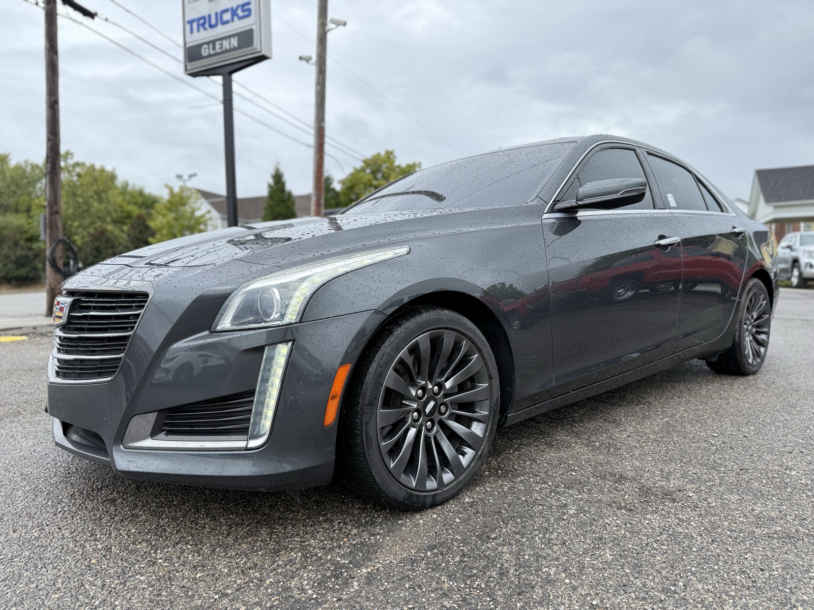 2017 Cadillac CTS Luxury photo 2
