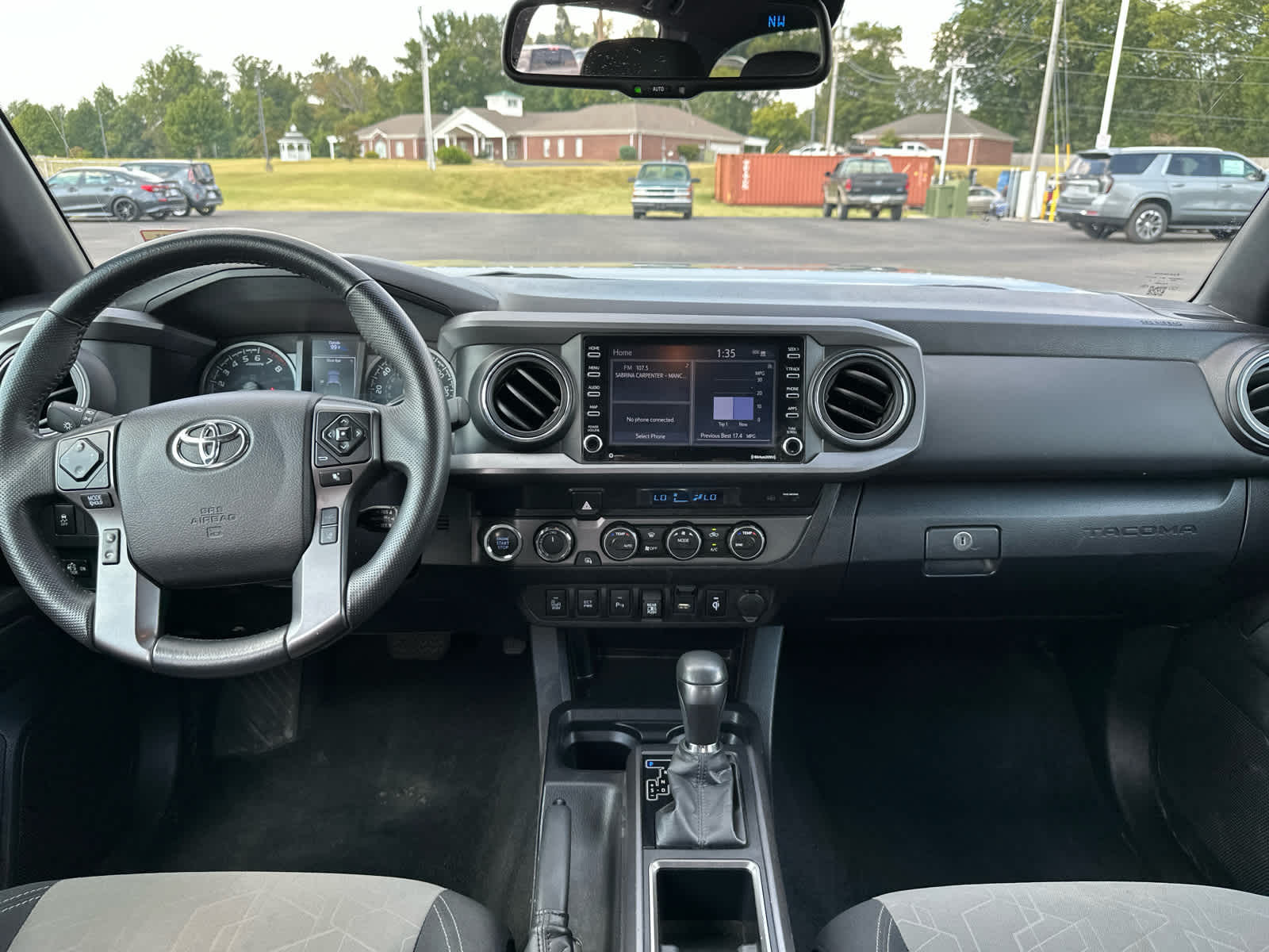 2023 Toyota Tacoma TRD photo 12