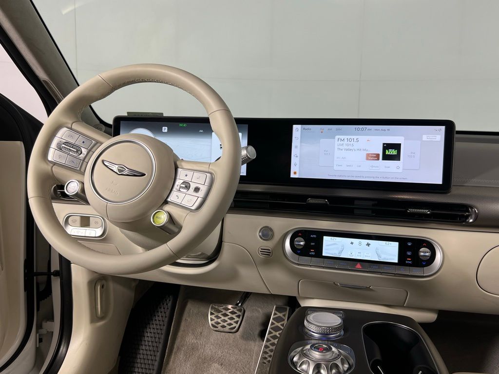 2023 Genesis GV60 Performance photo 12