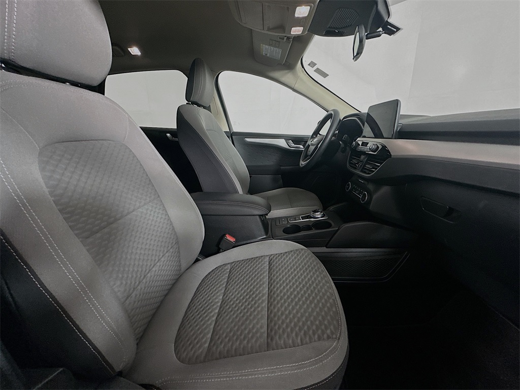 2020 Ford Escape SE photo 25