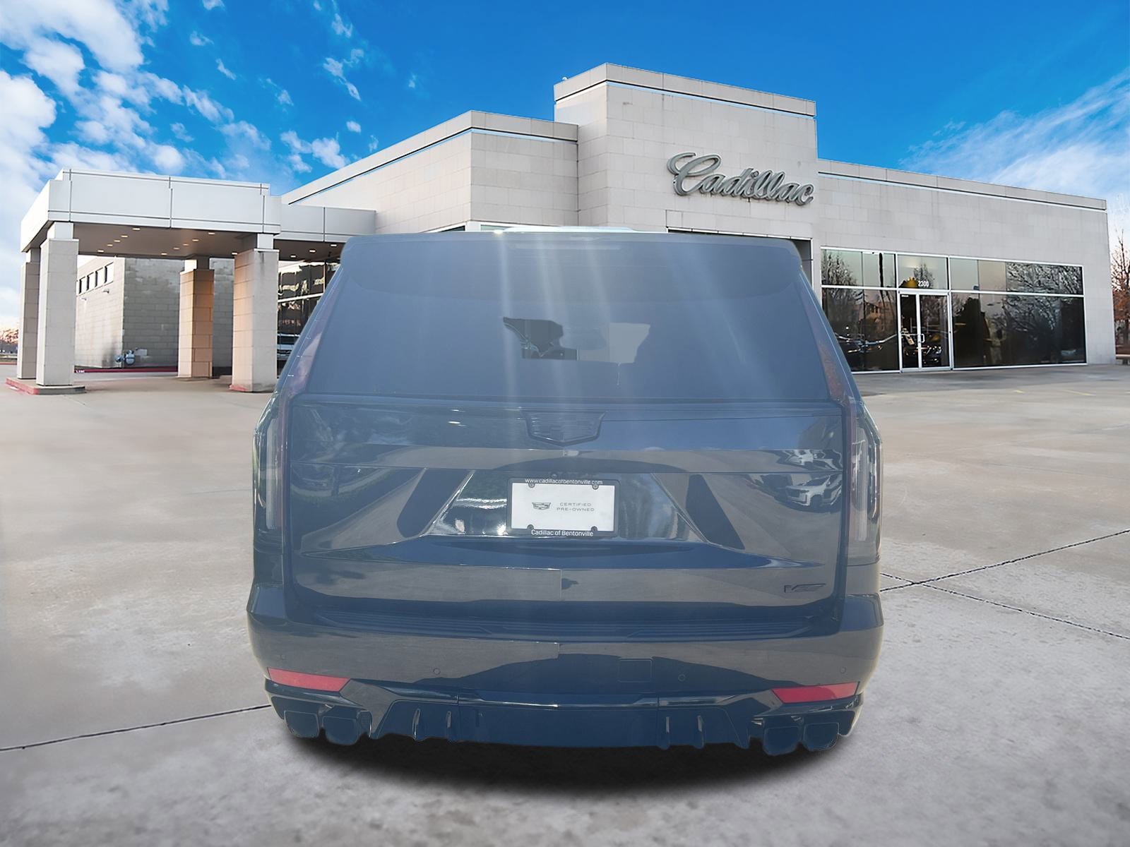 2024 Cadillac Escalade V-Series photo 4