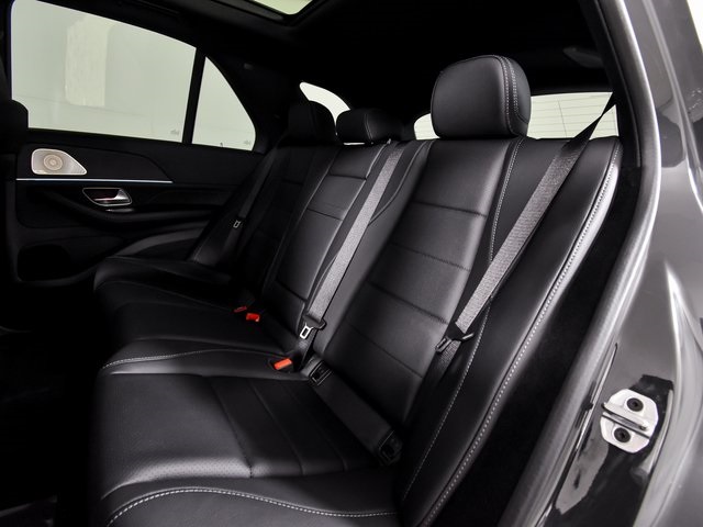 2026 Mercedes Benz GLE 450 4MATIC photo 2