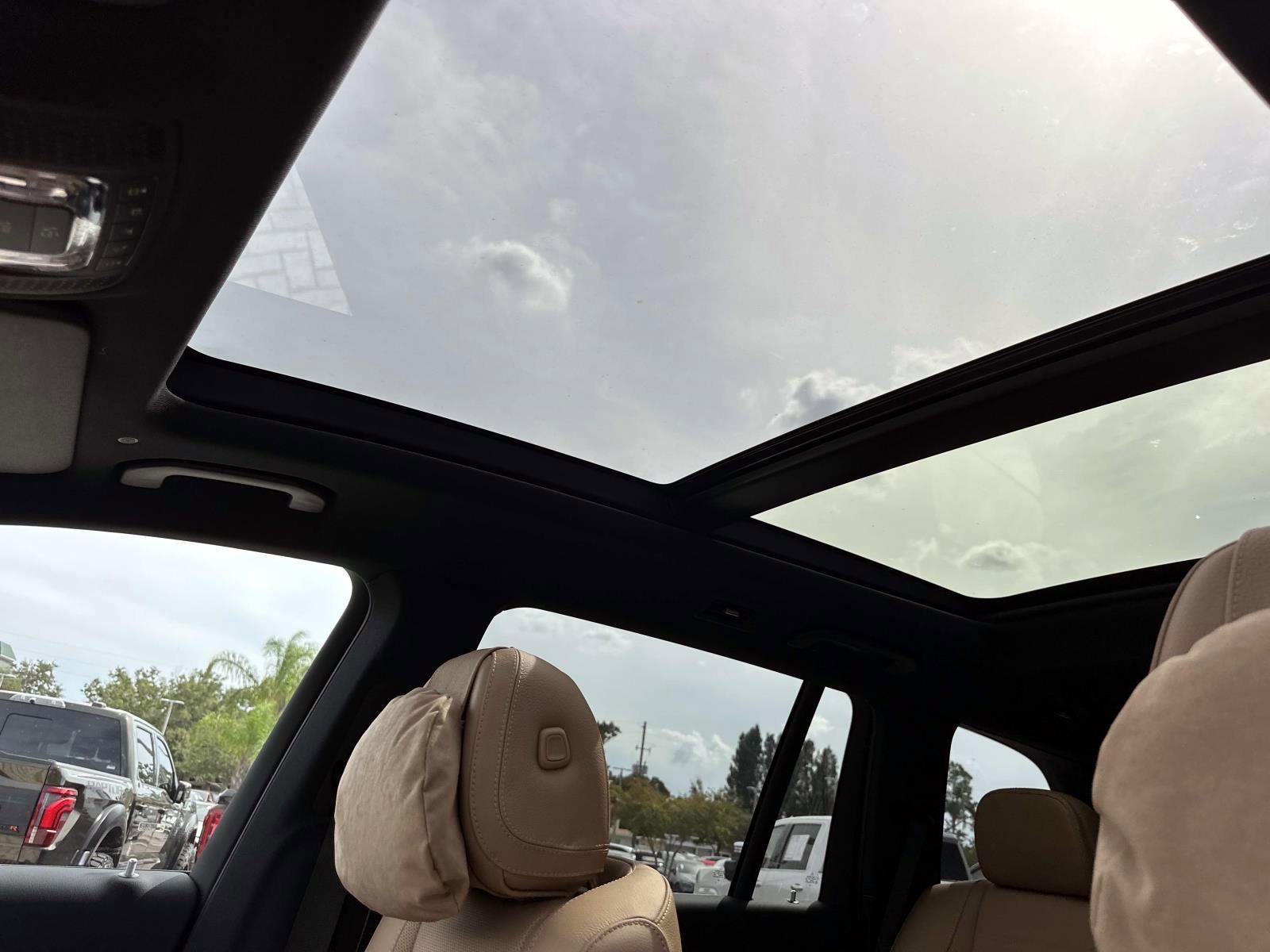 2026 Mercedes Benz GLS 450 4MATIC photo 18