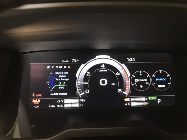 2025 Toyota Tundra Limited CrewMax photo 20