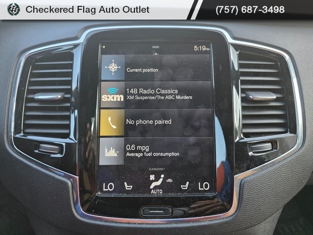 2017 Volvo XC90 T6 Momentum photo 16