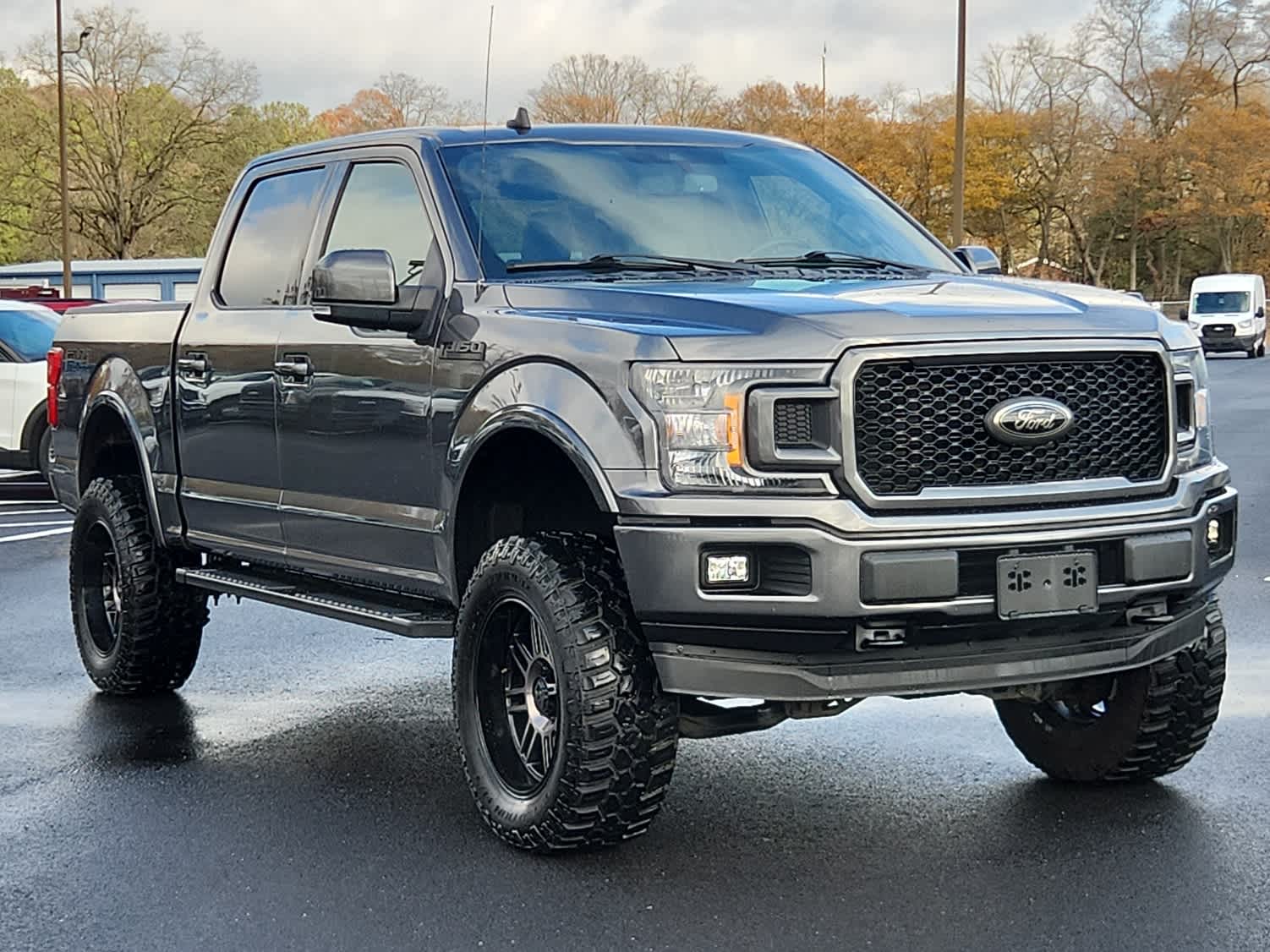 2020 Ford F-150 Lariat photo 2