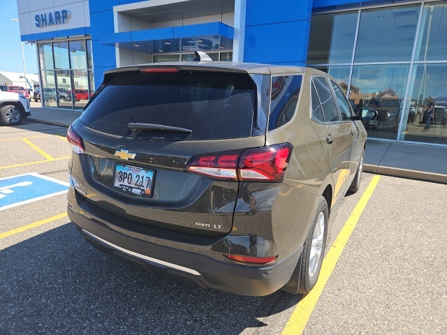 2024 Chevrolet Equinox LT photo 3