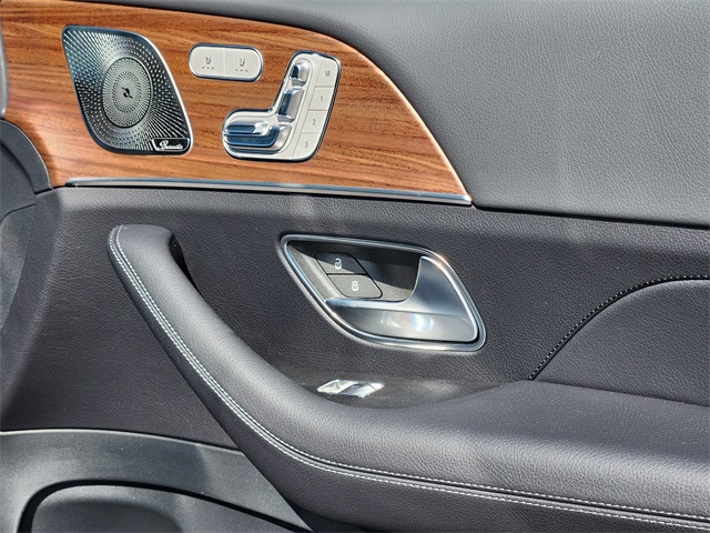 2026 Mercedes Benz GLE 450 4MATIC photo 17