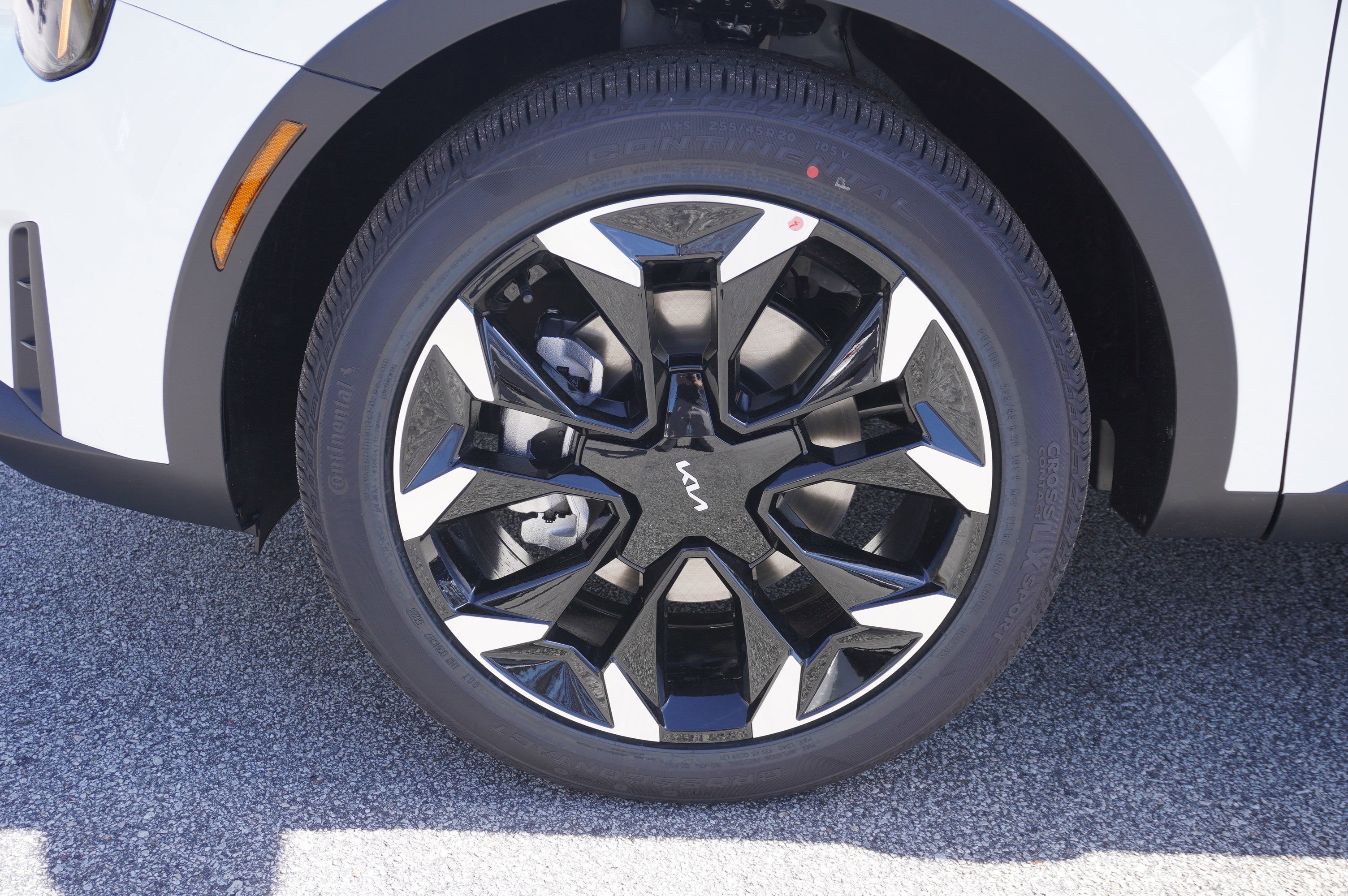 2025 Kia Sorento EX photo 25